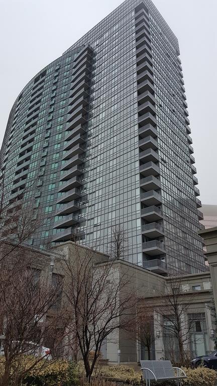 Kashaneh At Meridian Vaughan Extérieur photo