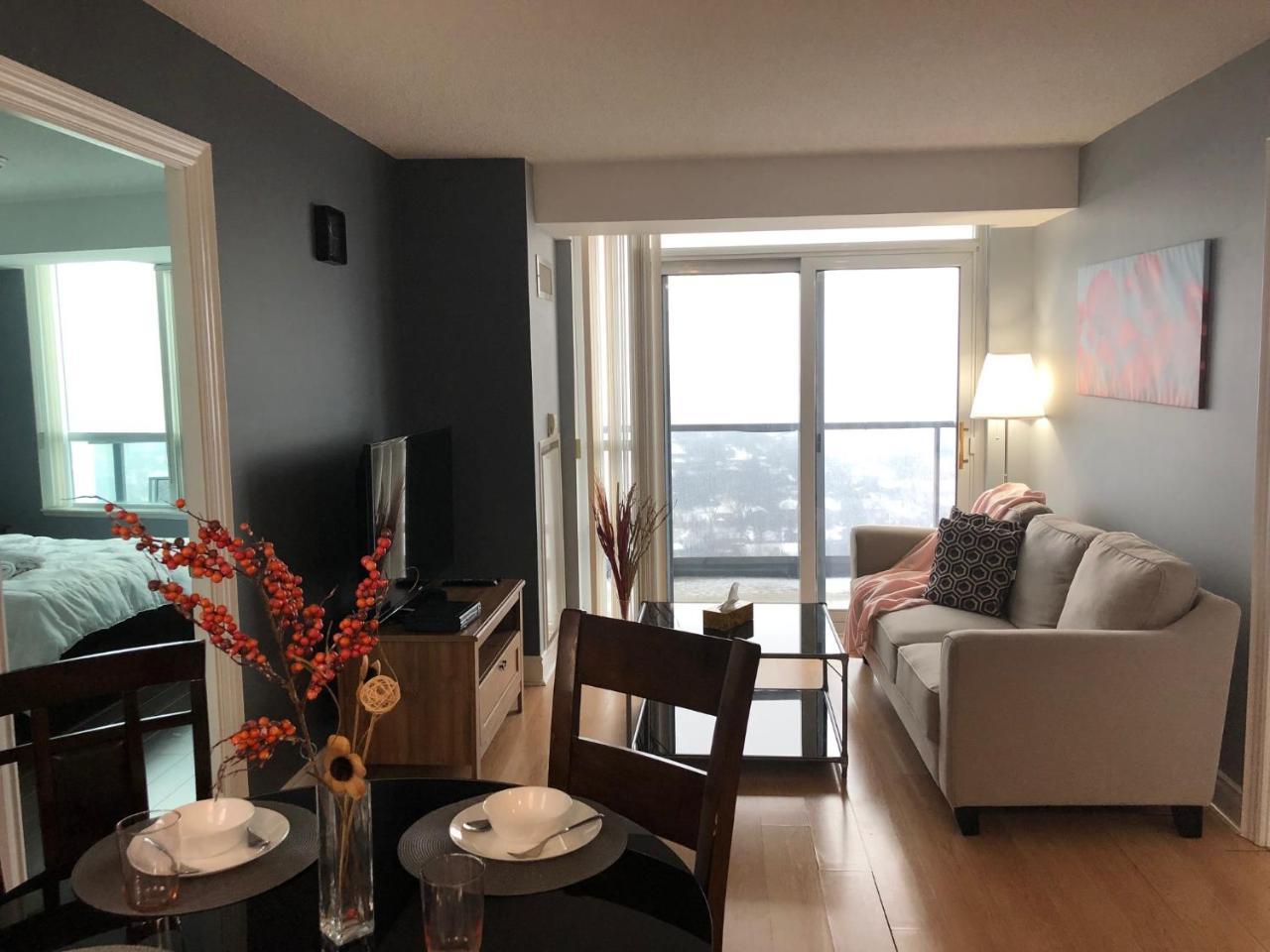 Kashaneh At Meridian Vaughan Extérieur photo